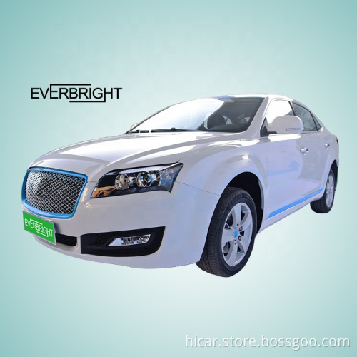 4 عجلة عالية السرعة السيارات الجديدة سيارات كهربائية مع وسائد هوائية لسيارات التاكسي Mini Smart
